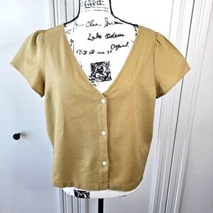 Casual tan/brown short sleeve button up